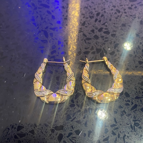 1996 Vintage 14k filled Gold and Silver Hoop Earrings ✨ - Picture 1 of 4